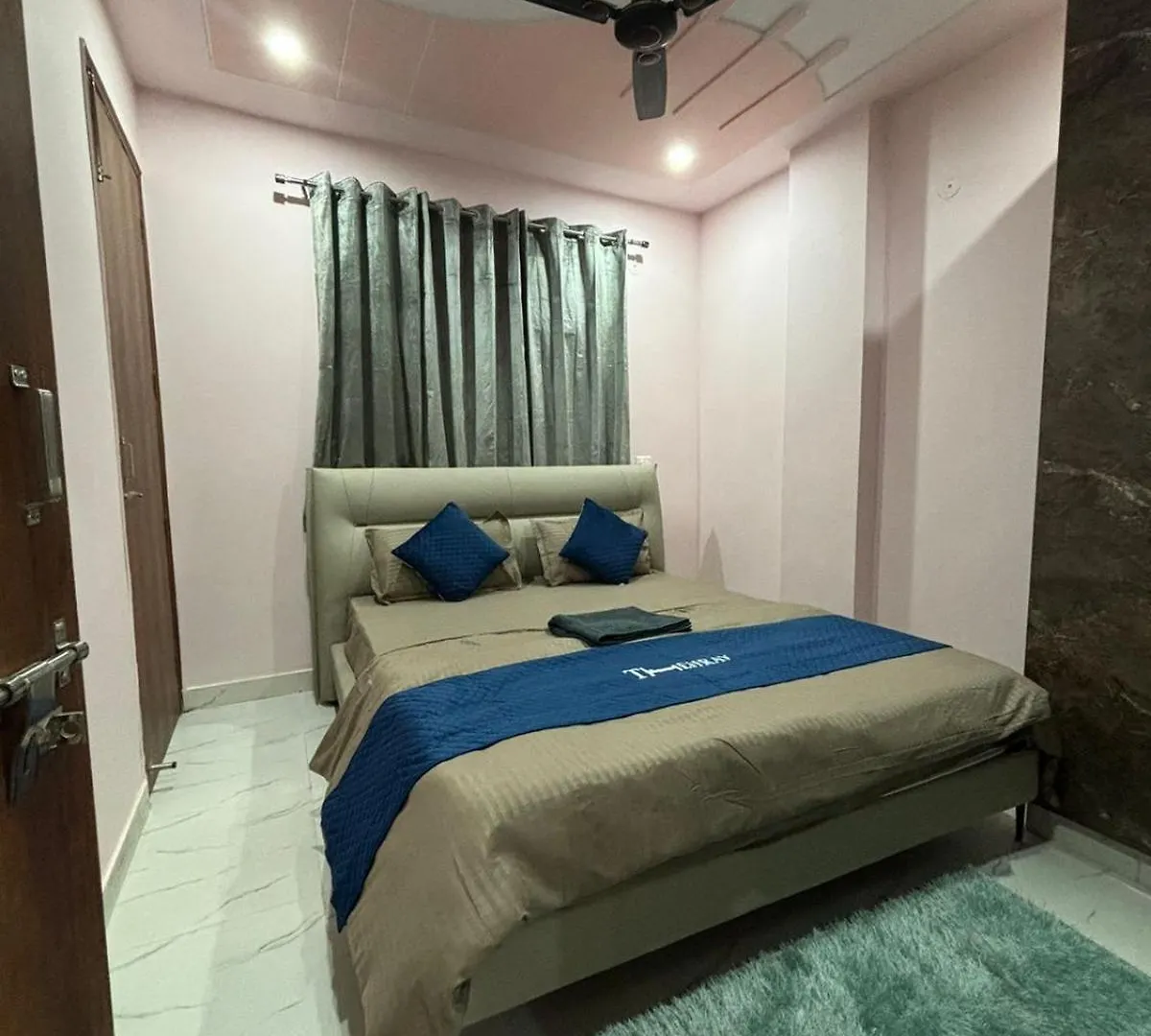Apartmán Thehrav Nové Dillí